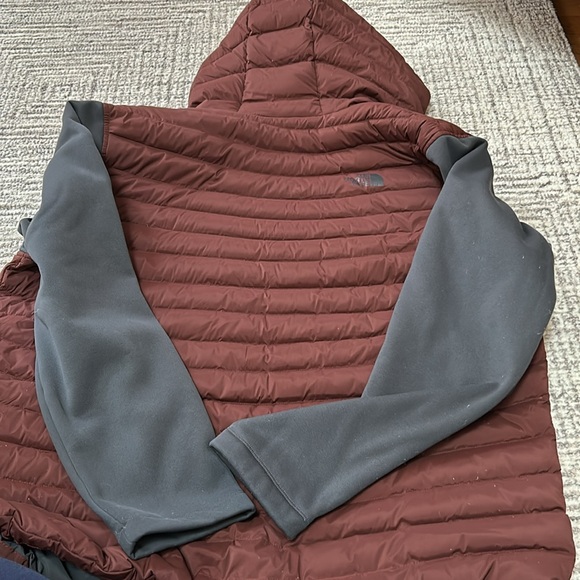 Men’s north face jacket - Picture 6 of 7
